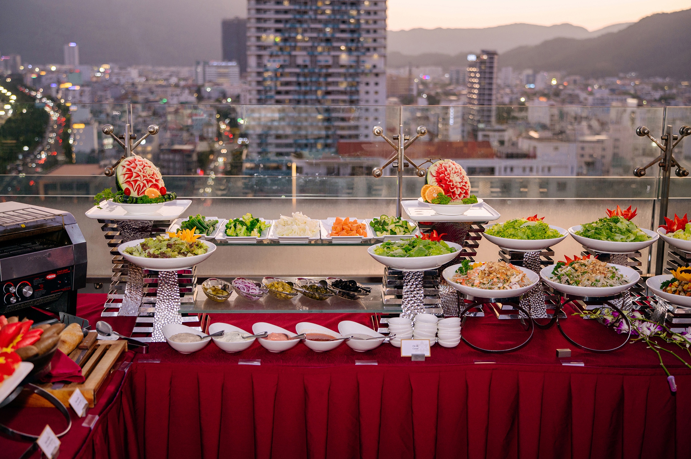 Savor The Gifts Of Land And Sea Premium Buffet, Celebrating The National Holiday On The Rooftop