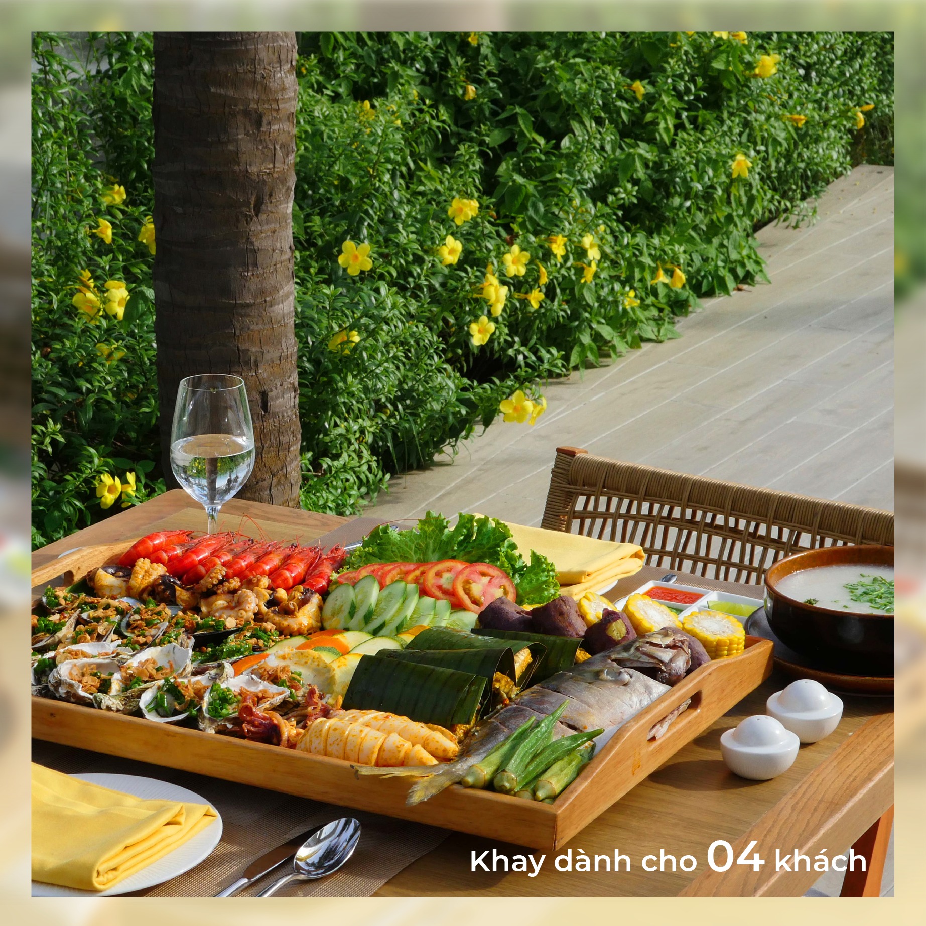 Khay hải sản cho 4 người