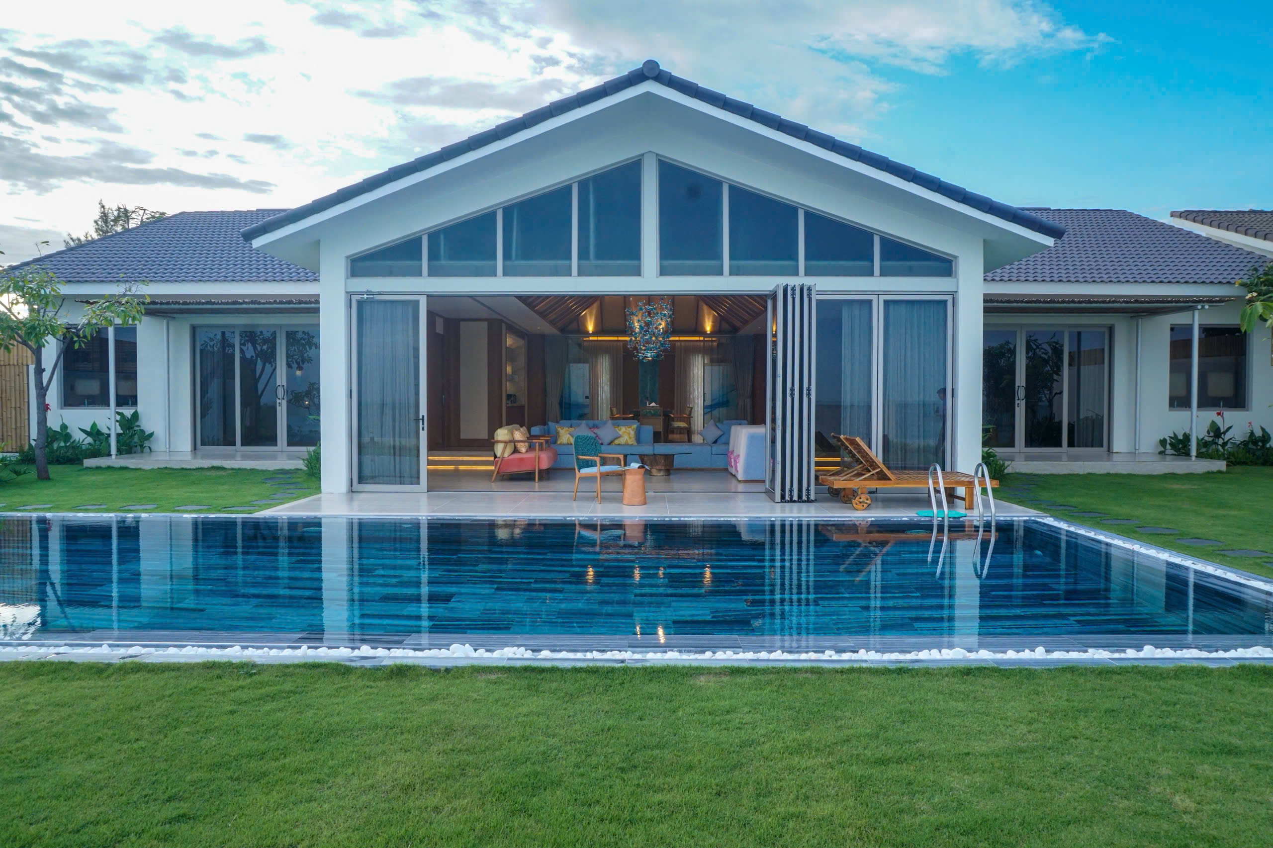 Indulgence Villa Getaway - Trọn Gói Nghỉ Dưỡng Villa