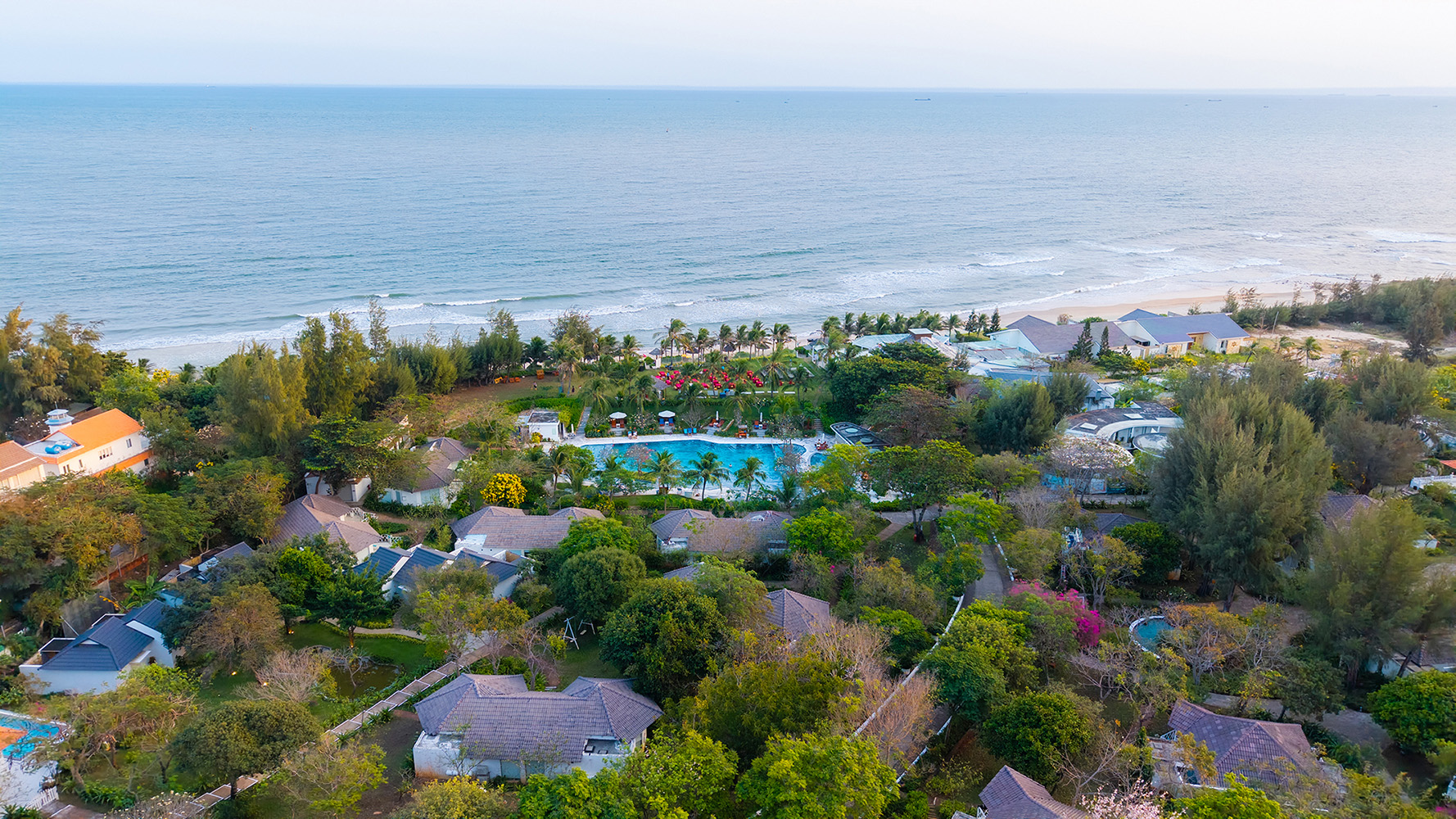 [SUMMER FLASH SALE] REFINED COASTAL RETREAT AT LONG HAI BEACH